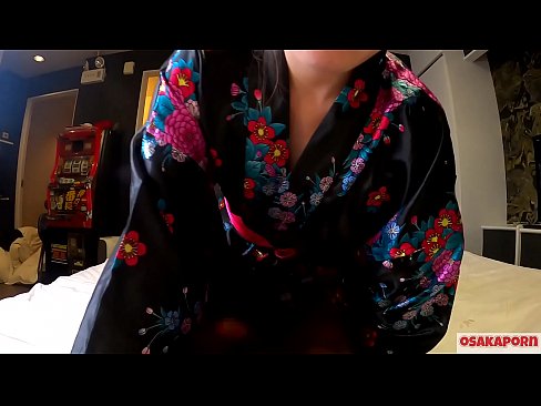 ❤️ 年轻的COSPLAY女孩喜欢性爱到高潮，在女骑手和口交的喷水。亚洲女孩与毛茸茸的阴户和美丽的乳房在传统的日本服装在业余视频显示自慰与他妈的玩具。樱花3 OSAKAPORN. ️❌ Porno❌❤