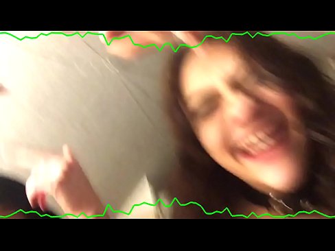 ❤️ 两位性感的黑发美女情感内裤留住混蛋古怪的婊子 ️❌ Porno❌❤